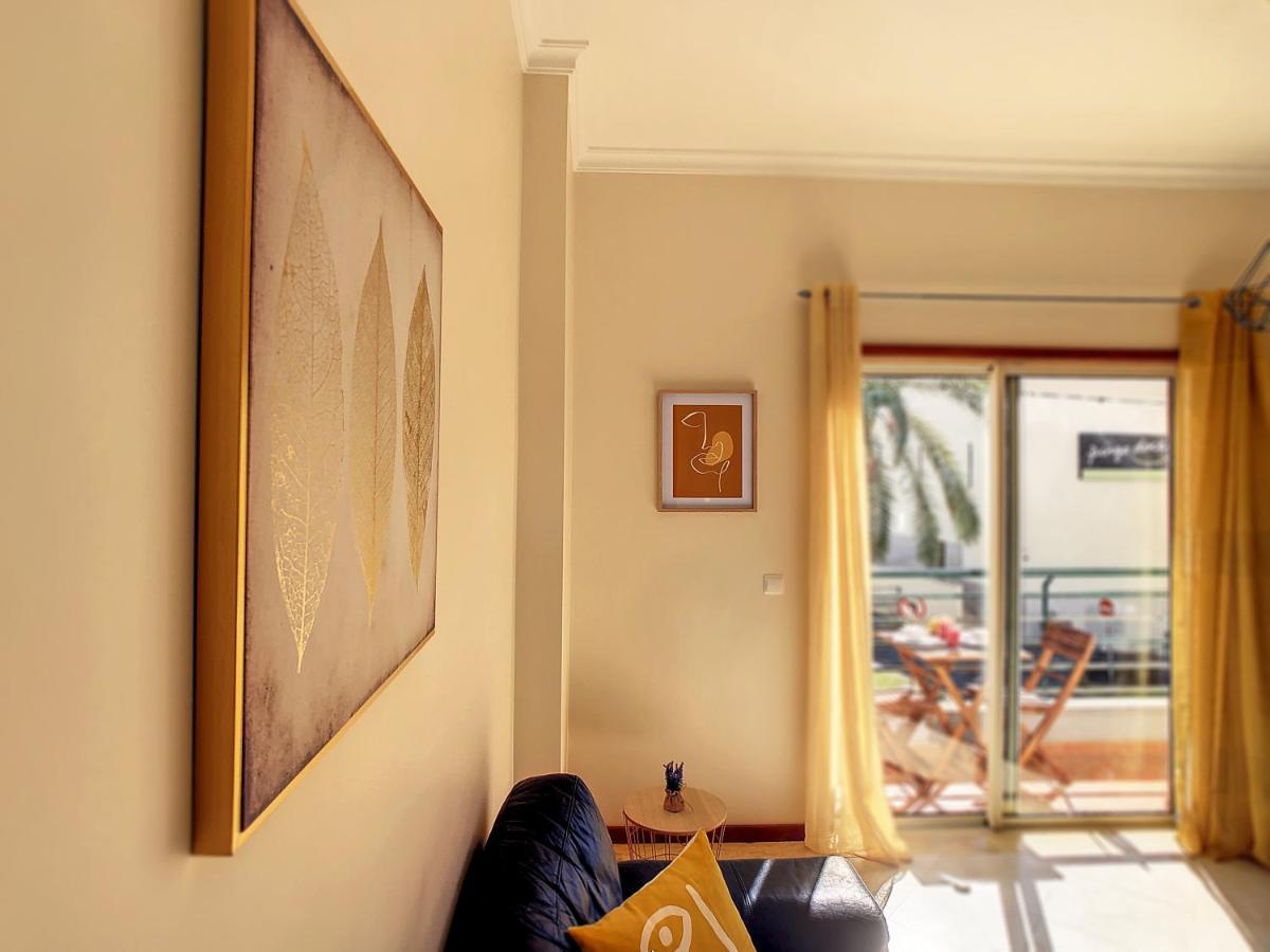 Theos By Lovelystay Appartement *